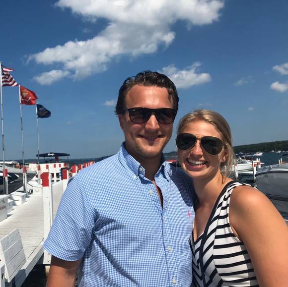 Meet your Posher, Ali - Picture 1 of 1